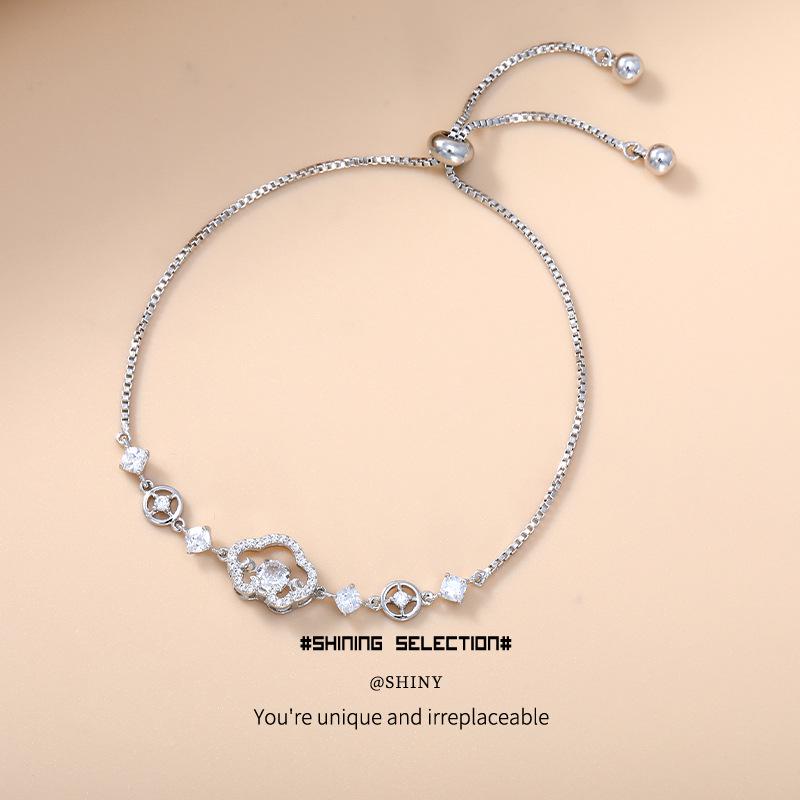 Auspicious Cloud Zircon 16K Gold Vintage Bracelet - Simple, Elegant, Trendy Bangle for Women.