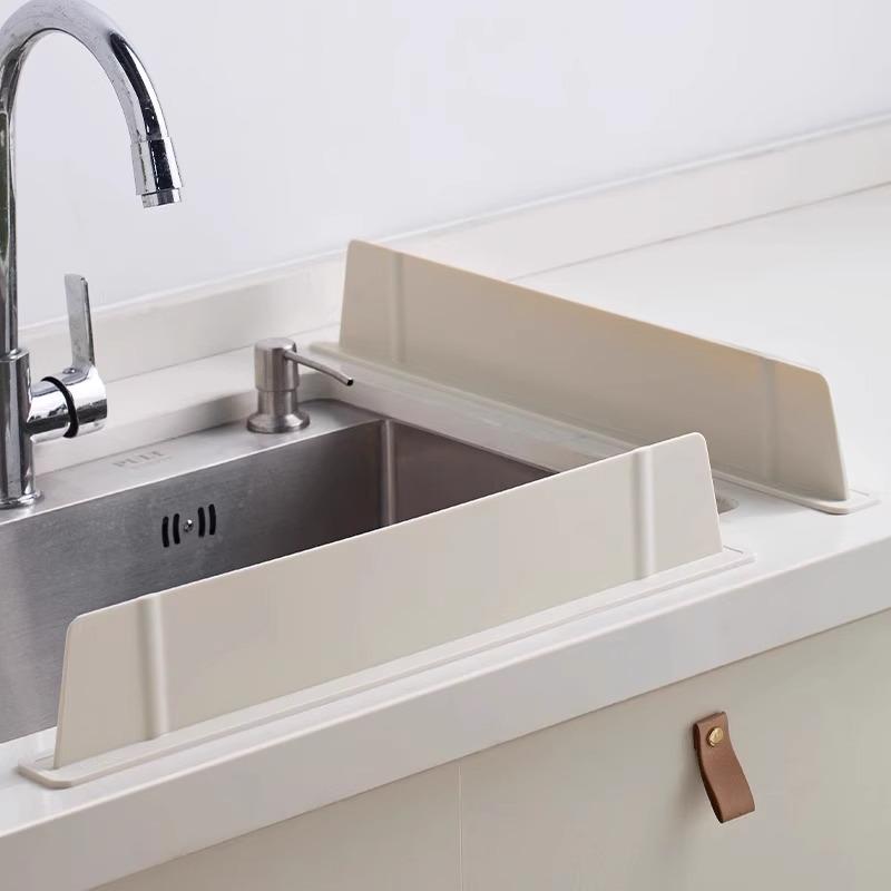 Silikon Mutfak Lavabosu Sıçrama Koruması: Geliştirilmiş Su Yalıtımı İçin Artırılmış Yükseklik ve Kalınlık