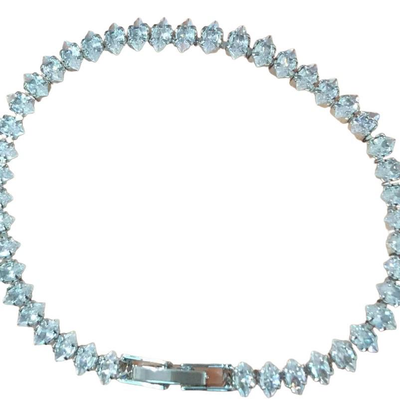 Brățară de tenis cu zircon în formă de lacrimă pentru femei: Lanț cu gheare marchiză, Piesă de modă exclusivă