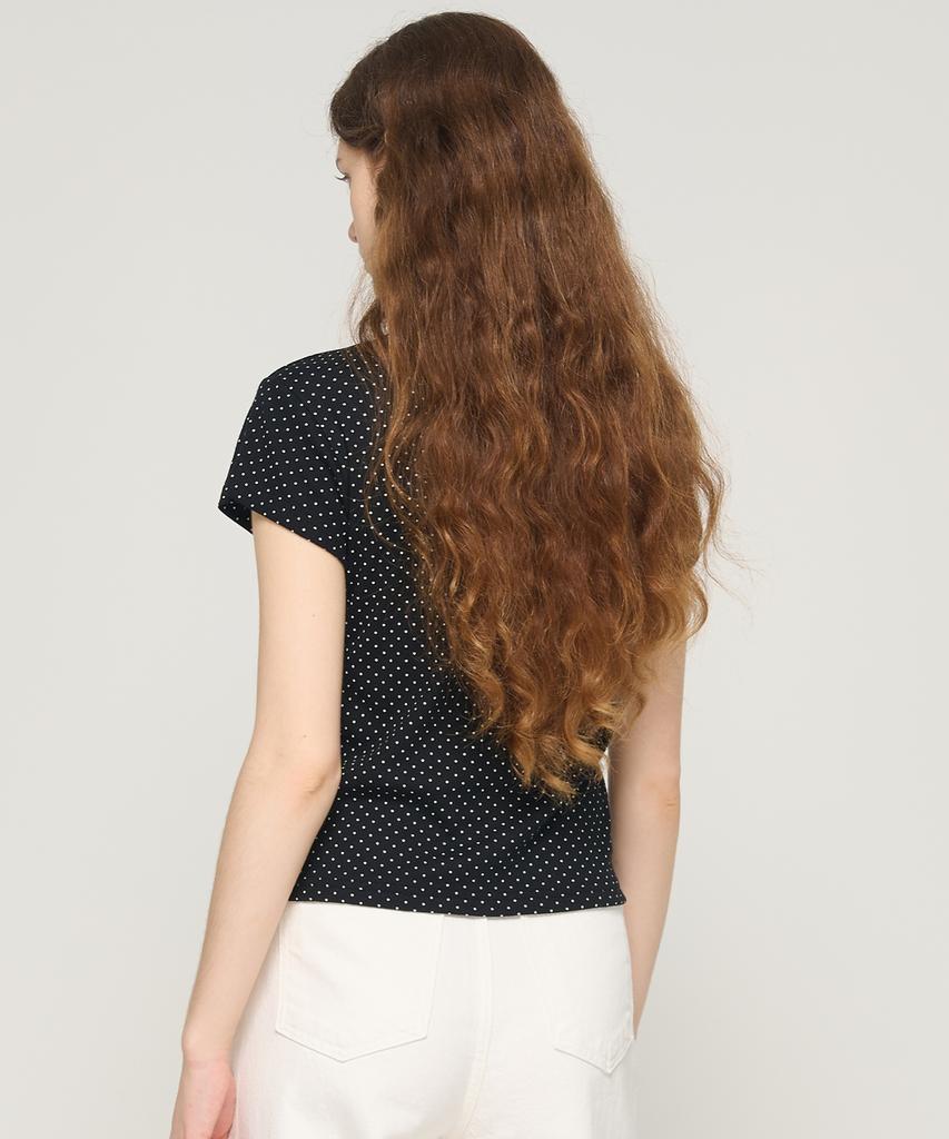 CARGOBROS FOR WOMAN Dot Pattern Short Sleeve T-Shirt (Black)