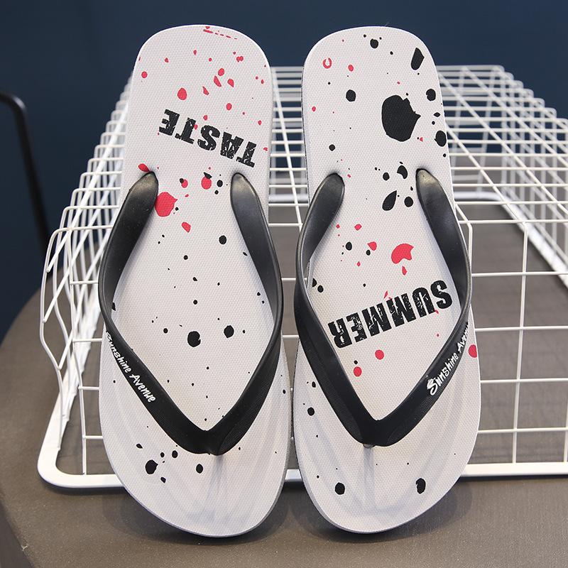 Fashion New Men's Anti-Slip Flip Flops Trendy Couples Beach Sandals Unique Patterns Durable Outdoor Unisex Summer Slides for Casual Wear