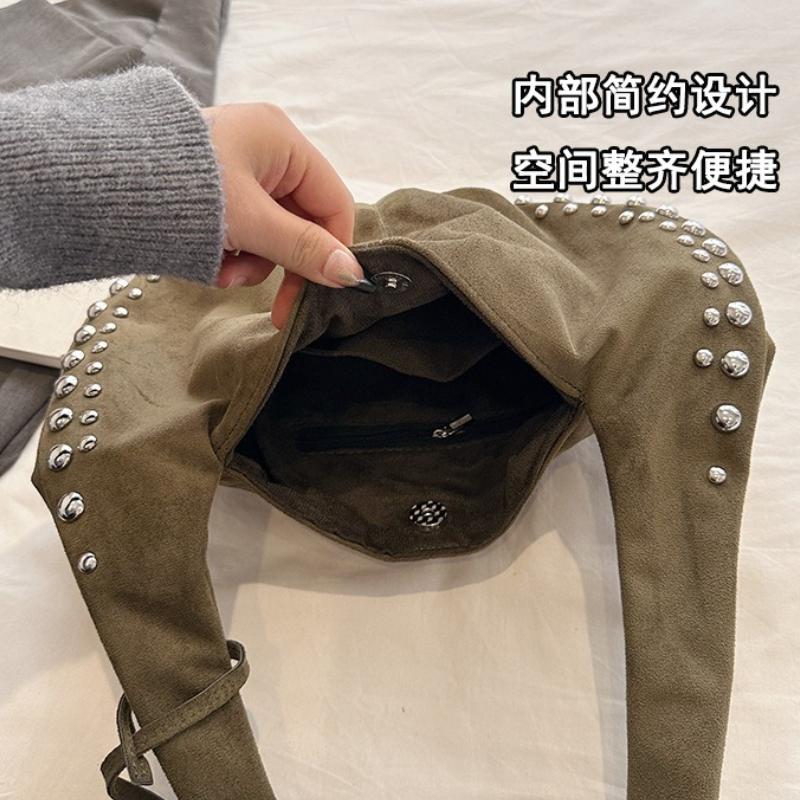 Casual Y2K Suede Shoulder Bags for Women Rivet Design Cool Girls Crossbody Bag Purse Versatile Female Underarm Hobos Handbags