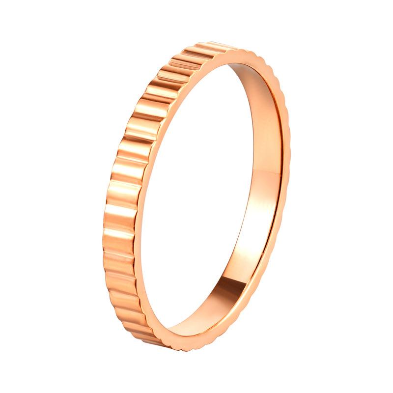 

ING Ретро Кольцо Простое Легкая Роскошь Нишевый Дизайн Кольцо-Шестерня Полосатое Женское Титановая Сталь 9