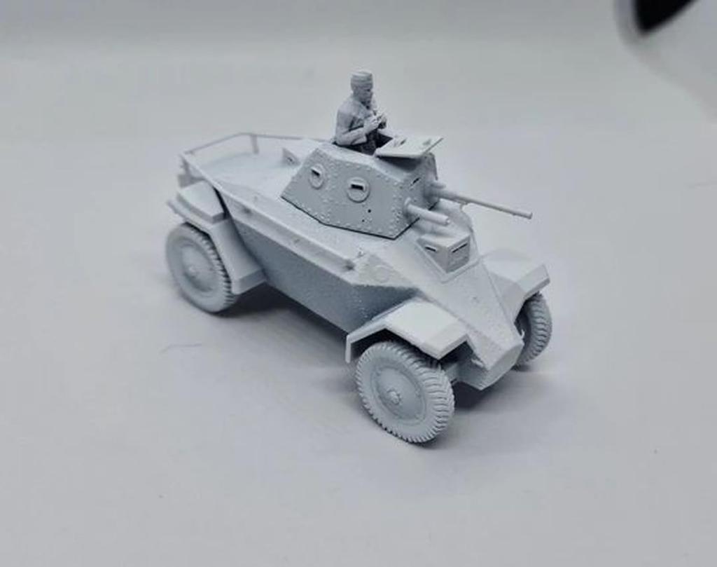 Mussini 1/72 WWII Hungarian 39M Csaba Armored Reconnaissance Vehicle Resin Kit MM072-035 (Tank)