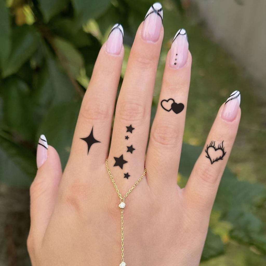 Tatuaggio Adesivo Dita Stella Vento Oscuro Amore Impermeabile Duraturo Femminile Mini Fiamma Amore Stella Nera Adesivo