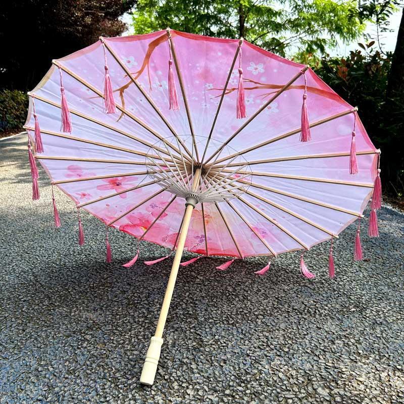 Traditional Hanfu Umbrella with Tassels for Women's Costumes and Children's Photoshoots