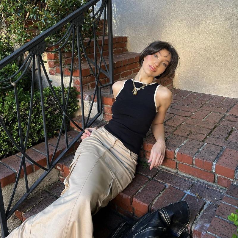 Spring and Summer Women's Color Clashing Can Be Two-wear Peplum Tank Tops