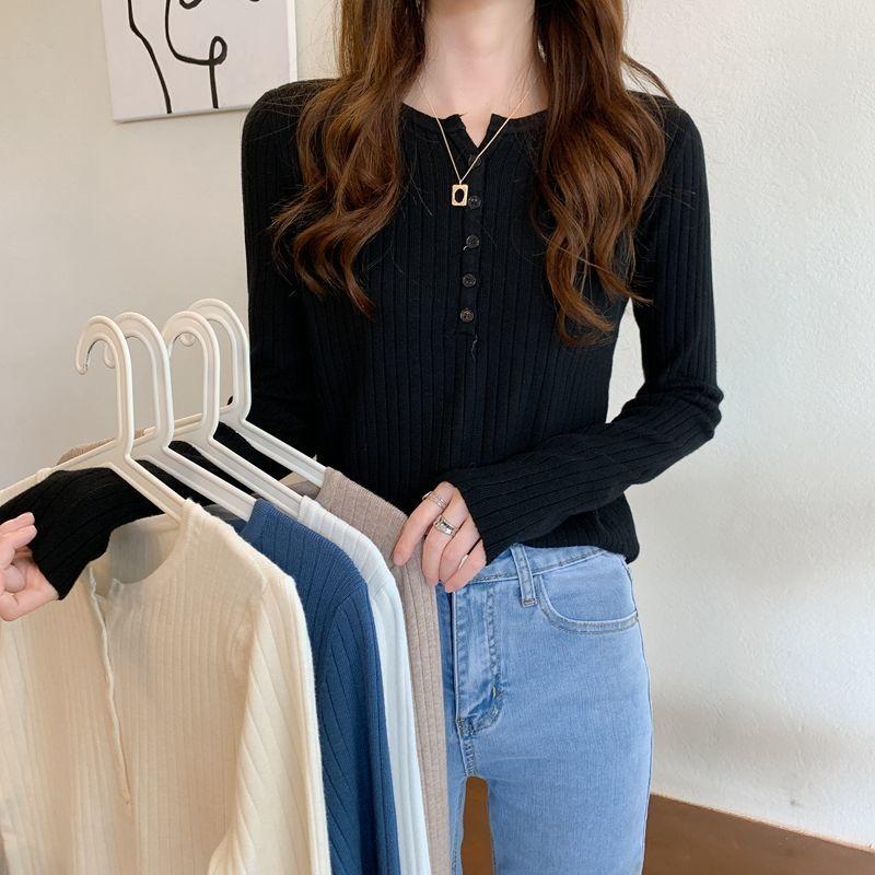 Slim Fit Base Layer Top for Women Spring White Sweater Inner Wear Niche Design Knit T-shirt Top