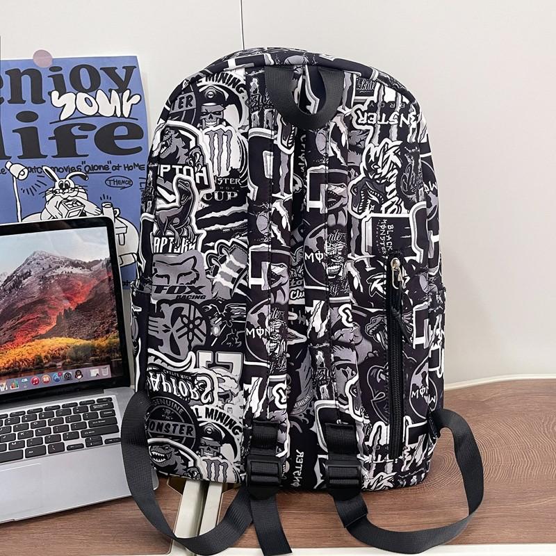 Middle School Students' Large Capacity School Bag Unisex Waterproof Backpack Graffiti Print Backpack