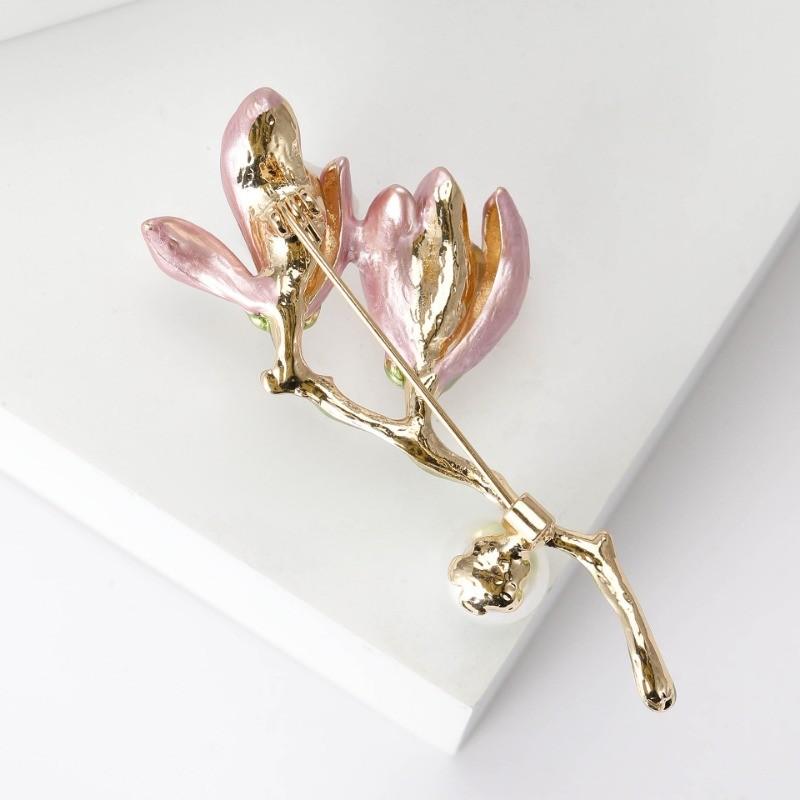 Yutsai Simple Pink Flower Delicate Brooch Women Alloy Enamel Elegant Simple Plant Series Brooch Pin Gifts PD2299