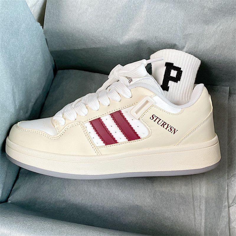 Hong Kong style niche design thick-soled little white shoes women's ins tide 2025 new couple versatile casual breadboard shoes women