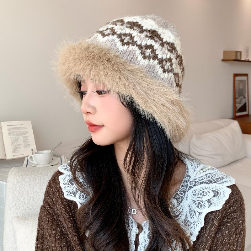 Autumn and Winter Hat Women's Plush Hat Fashion Versatile Thermal Hat Ear Protector Basin Hat