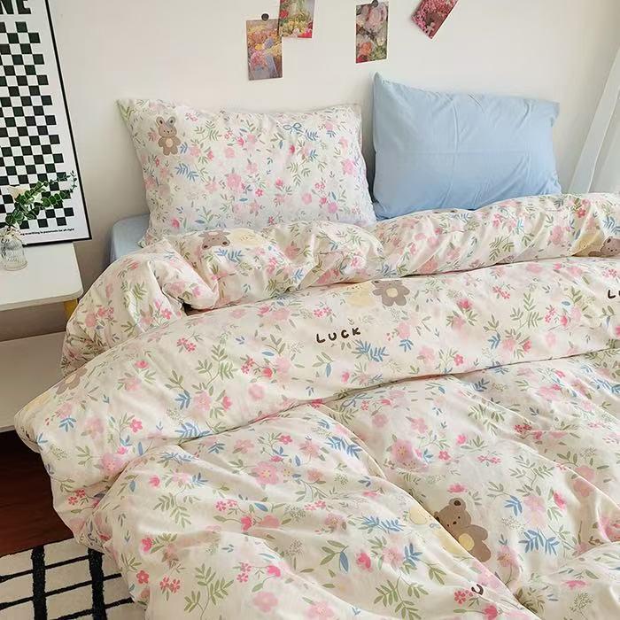 Super Soft Cotton Chenille Bear Embroidery Bedding Set - 4-Piece Simple Cartoon Duvet & Sheet