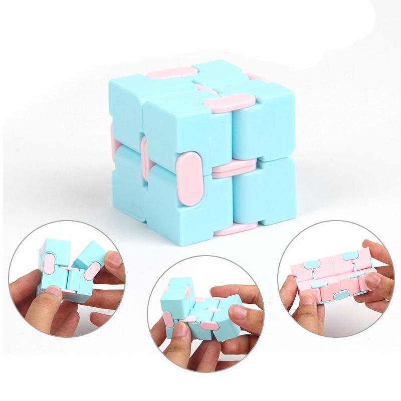 Lustiger Infinity Fidget Cube Verwandlungs Anti-Stress Puzzle Spielzeug für Erwachsene Mehrdirektionale Stressbewältigung Flip Cube Lustiges Geschenk
