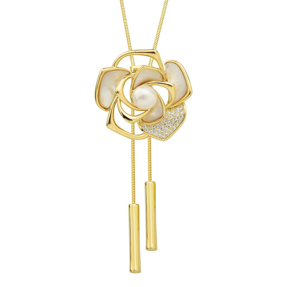 Autumn And Winter Shell Rose Long Two Wear Pull Necklace Women'S High-End Flower Sweater Chain