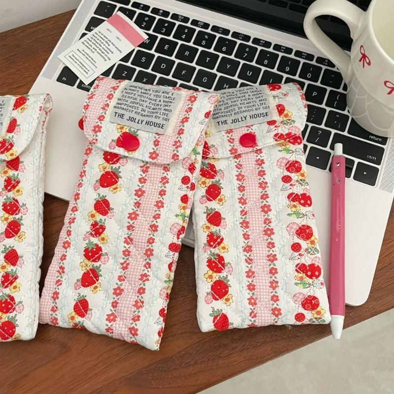 Fashionable Glasses Holder Soft And Wear Resistant Fabric Perfect For Women Seeking Individualized Style
