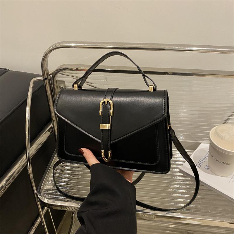 Retro and Simple Women's Bags, Fashionable Commuting Fashion Messenger Bags, Shoulder Bags, Practical Temperament Handbags, Bags.