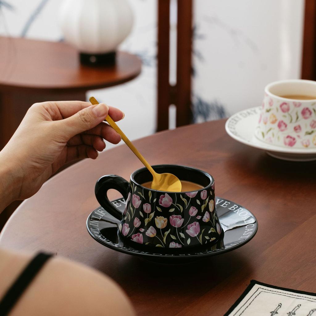 Caja de regalo de alta calidad con diseño de tulipán negro, ideal para regalar a alguien, taza de café, regalo de recuerdo, juego de tazas de cerámica, nicho.
