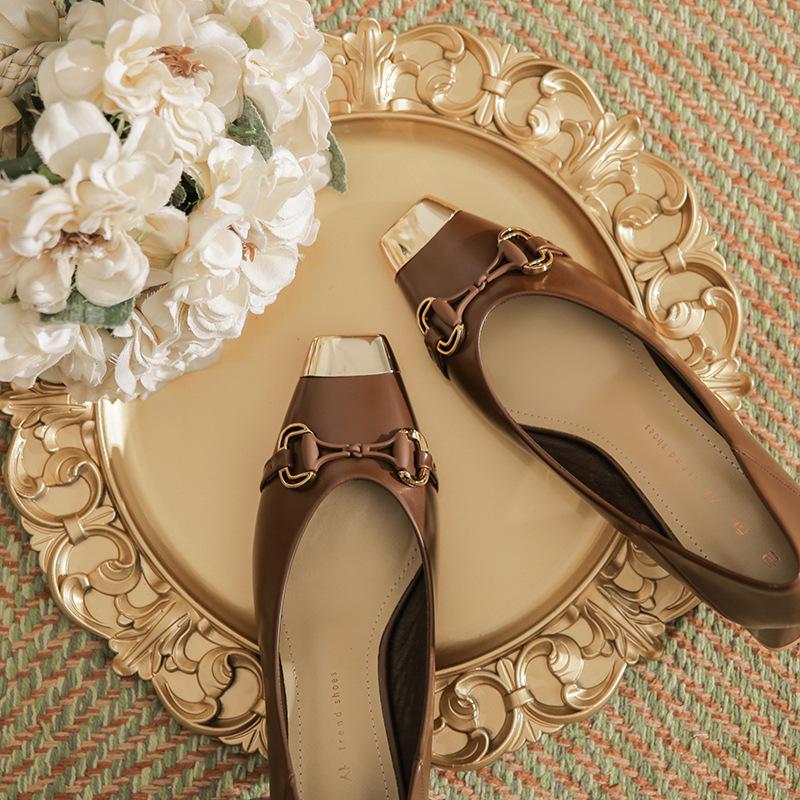 H976-10 Iron Head Thick Heel High Heels Women's Head Sheepskin Insole Short Heel Women's Shoes Brown Light Mouth Single Shoes Women's