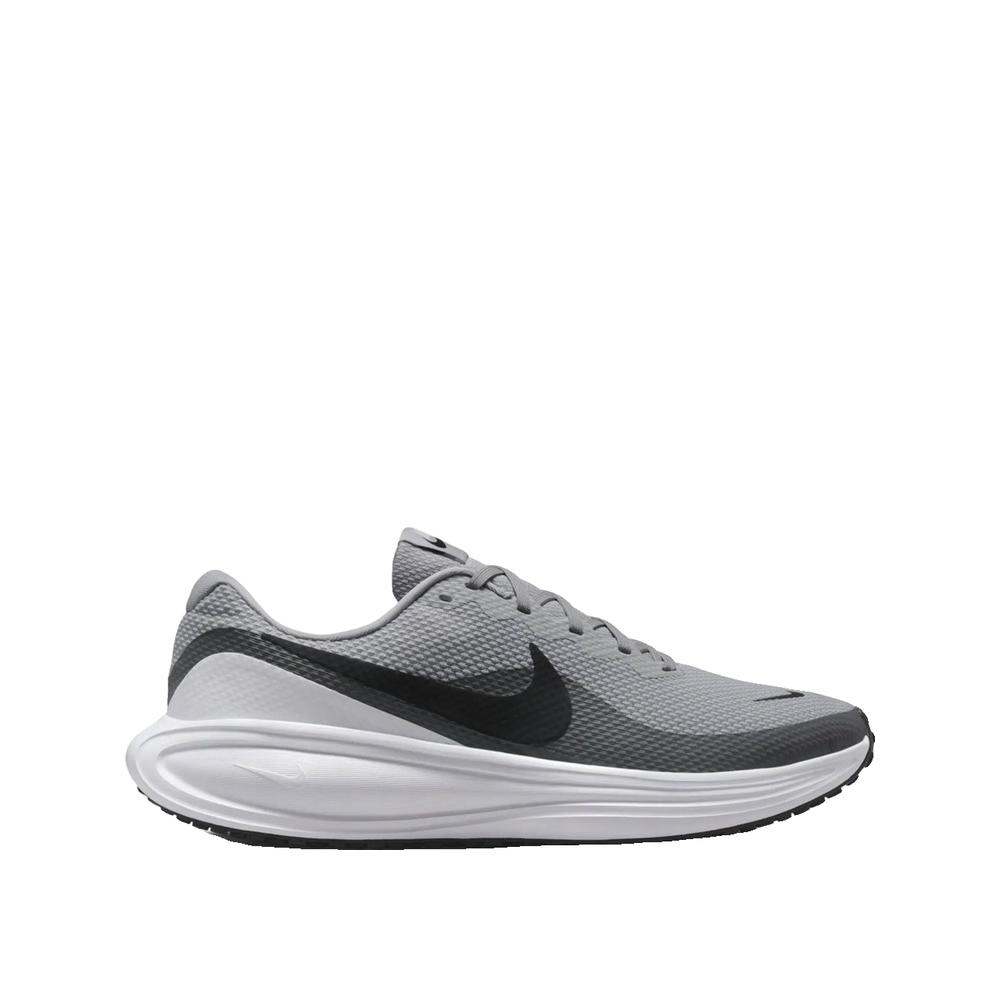 Footwear Type + Nike + Revolution 8