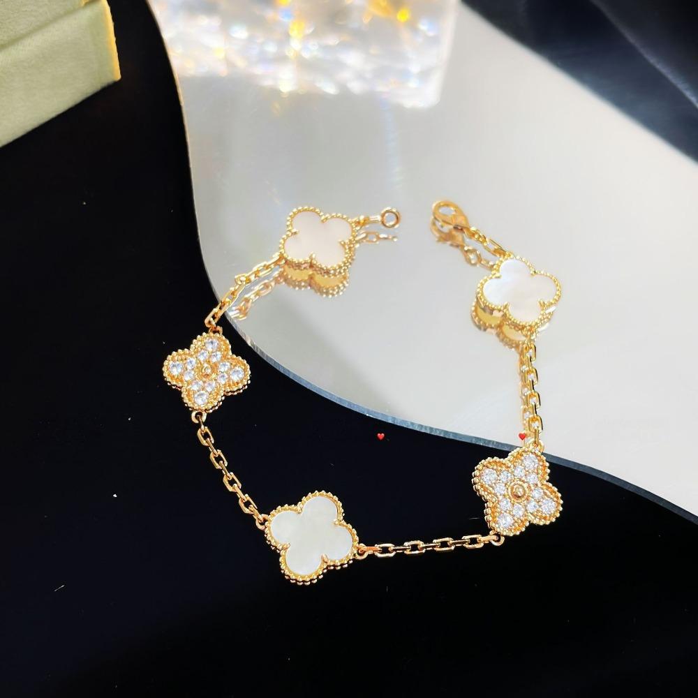 Bracelet Trèfle à Quatre Feuilles Version Haute Cinq Fleurs Calcédoine Violette Naturelle Gravé Laser CNC 18K Ne Se Décolore Pas Bracelet pour Dames