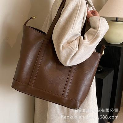 Dámske kabelky – Tašky přes rameno