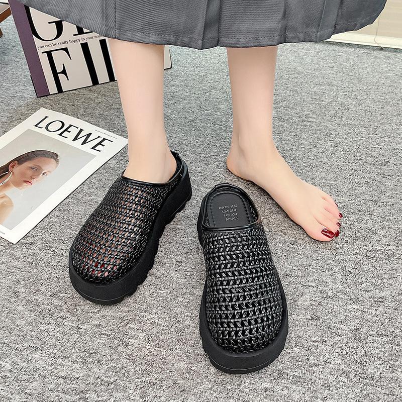 Fashion Fashion Casual Women Shoes Summer New Round Toe Flat Shoes Thick Soled Non Slip Women's Slippers Comfor Simple Women's Sandals