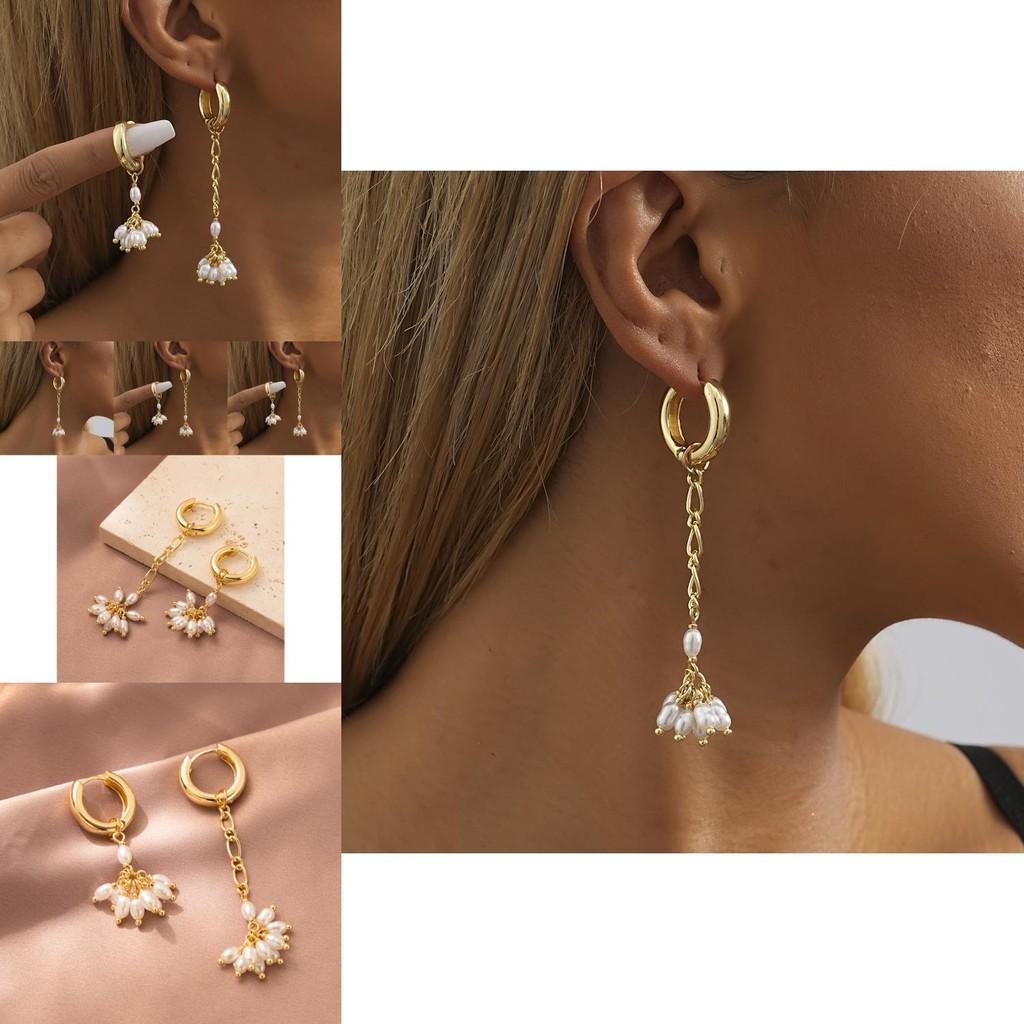 Geometrische asymmetrische Perlenohrringe in Gold für Damen Modischer Statement-Schmuck