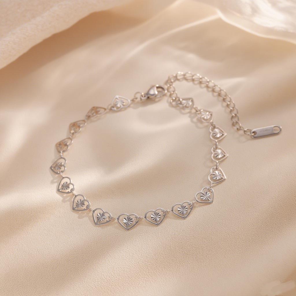 Elegant 18K Gold Titanium Steel Bracelets: European & American Fashion, Non-fading, Women's Versatile Personality Hand Jewelry