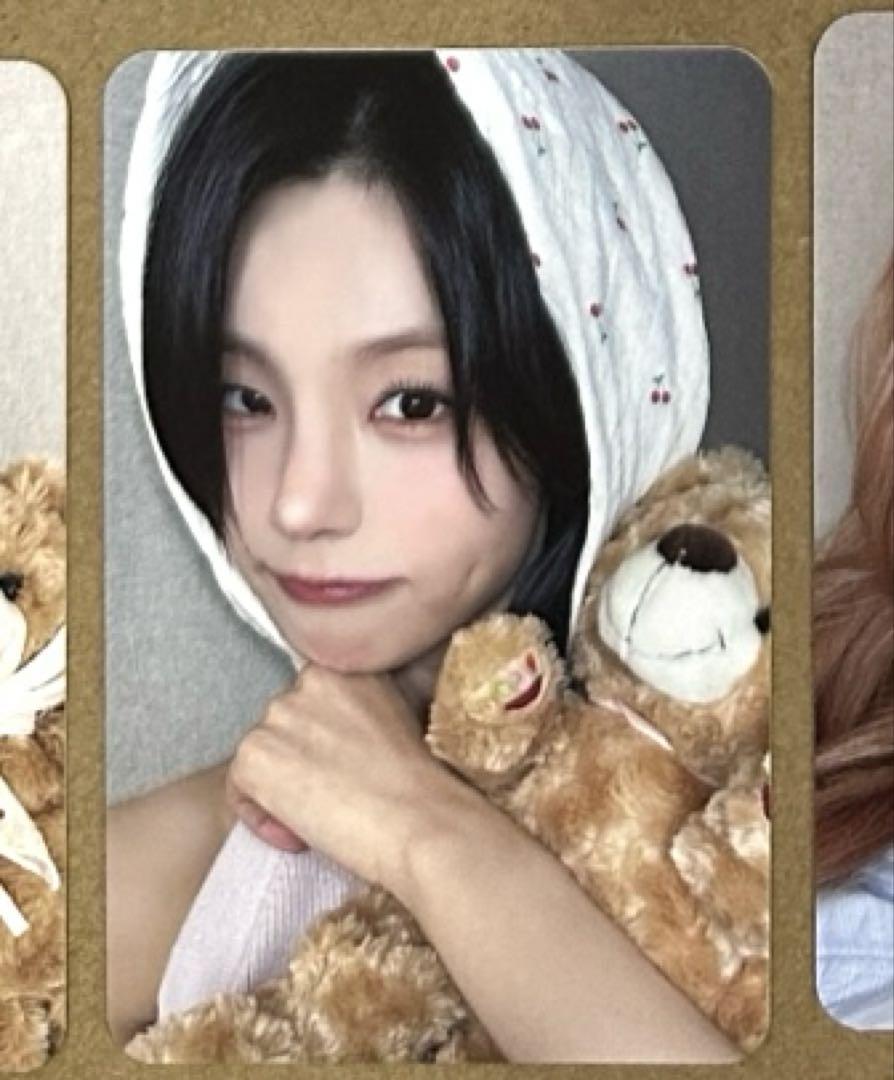 

[USED] ITZY Yeji GWBG Makestar Signing Event Limited Edition Trading Card