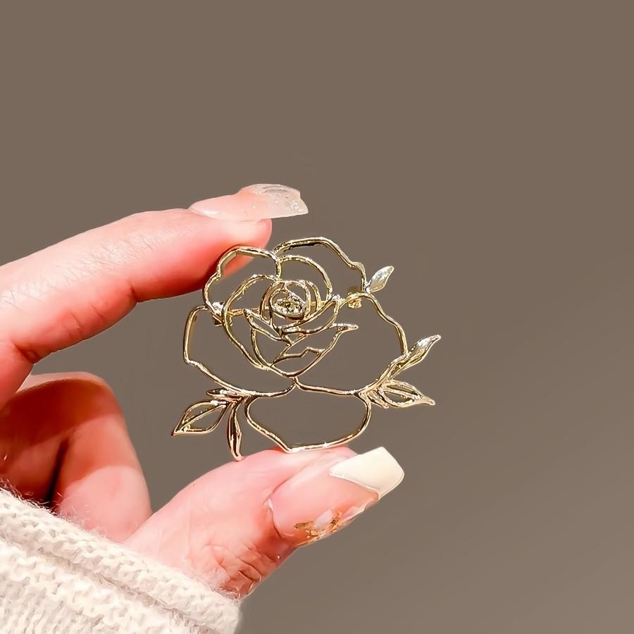 Exquisite Hohl geschnitzte Rose und Kamelie Brosche - Elegantes Metall-Anstecknadel-Accessoire für Damen