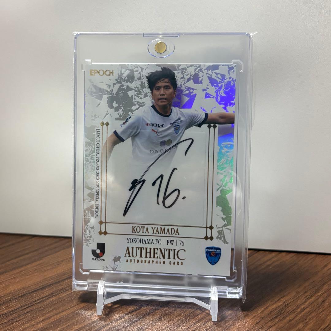 Used EPOCH Epoch Yokohama FC Kota Yamada autograph card