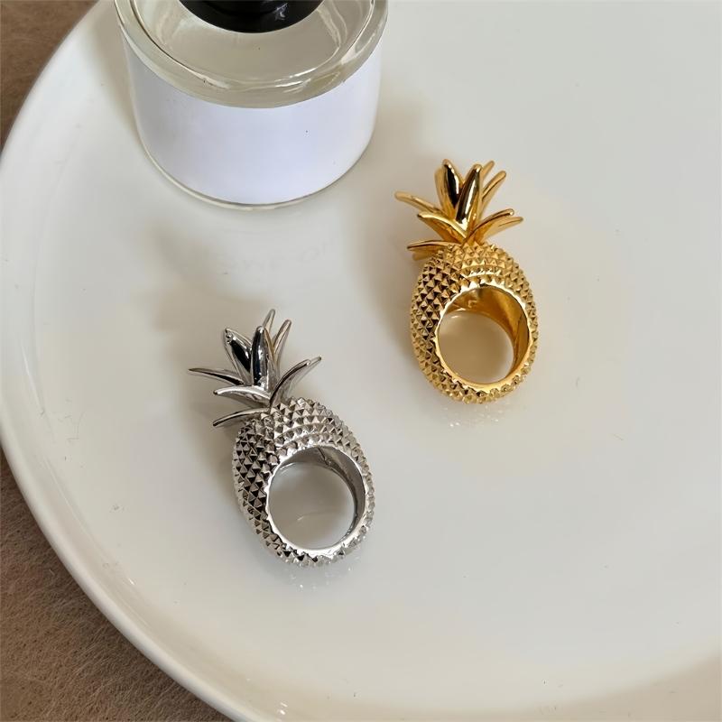 Retro Stackable Pineapple Rings Metal Design Hand Jewelry Accessory Alloy Texture Suitable for Fashion Women Present