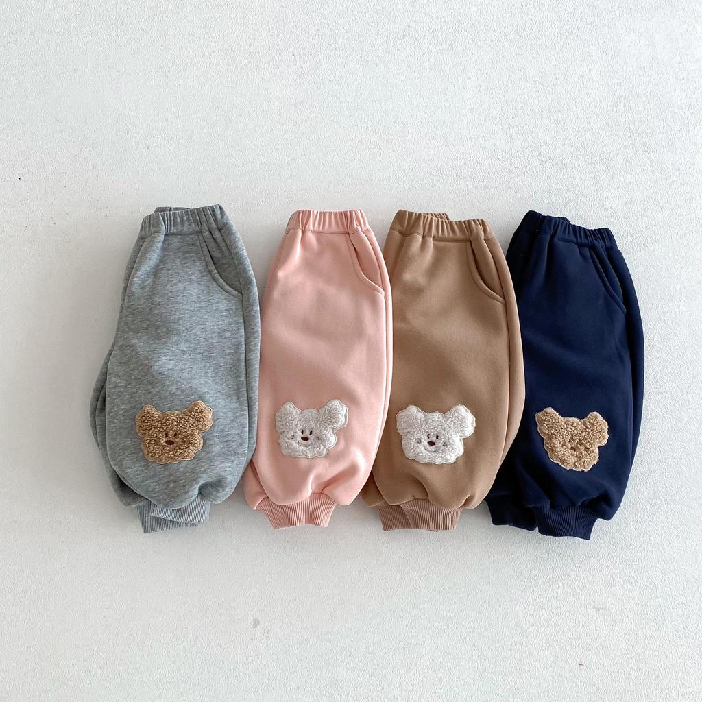 2025 Winter Boys' Korean Little Bear Patch Training Pants - Thickened, Color Blocked, Trendy Casual Pants for Kids