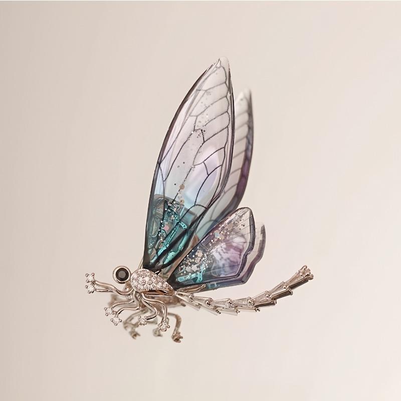 The Thin-winged Dragonfly Brooch Is A High-end Feminine Design with A Unique Insect Corsage Style and Anti-glare Brooch