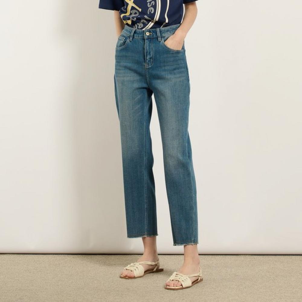 

Bcbg Basic Denim Pants With Pocket Detail B5f7p357 Blue (53)/77