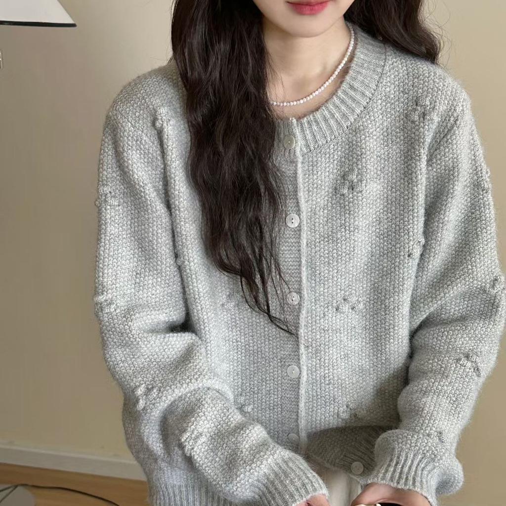 Autumn and Winter New Japanese Retro Heavy Industry Three-dimensional Flower Knitted Cardigan Women's Gentle Style Loose and Slimming Sweater Jacket