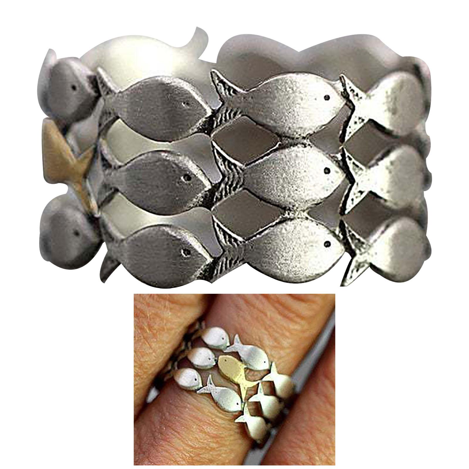 

Новая креативная золотая рыбка Ramidos плавает против течения на кольце, чтобы подчеркнуть свою индивидуальность