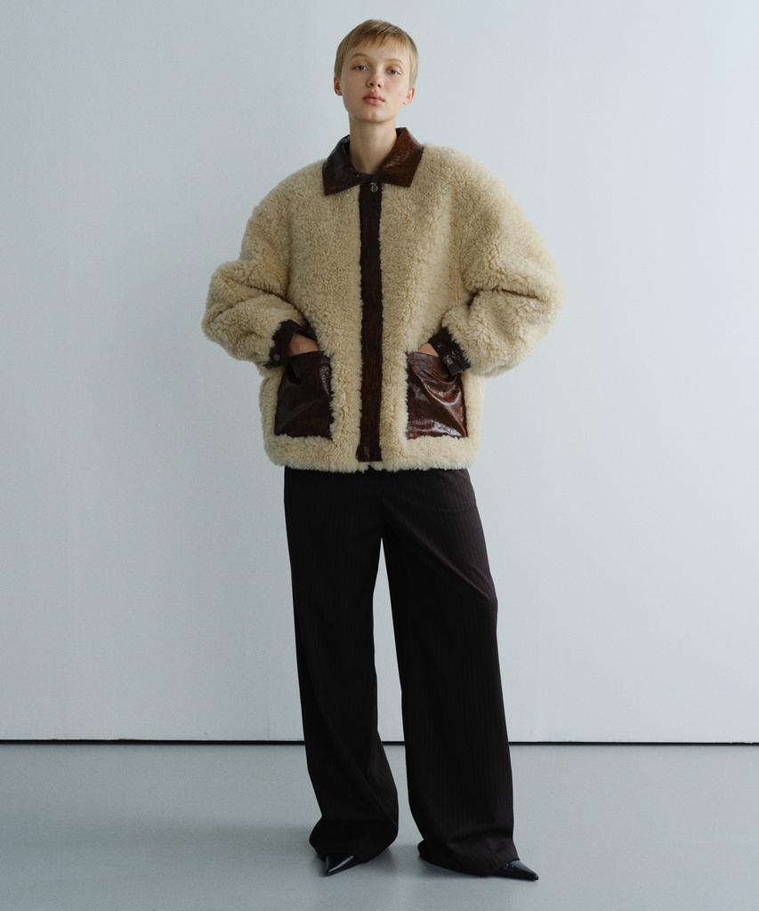 En Or Leather Colored Fur Jacket - Beige