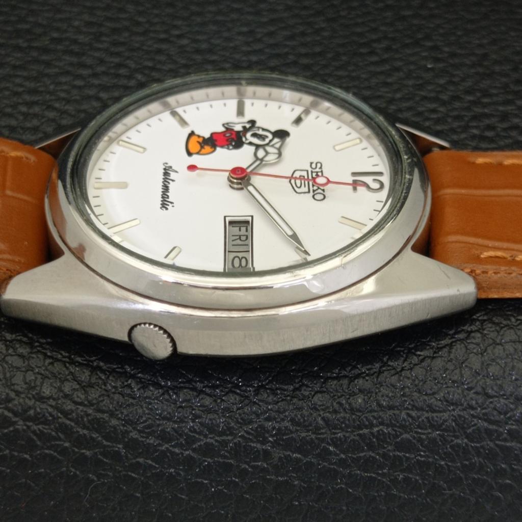 SEIKO 5 VINTAGE AUTOMATIC 7009A JAPAN MENS WHITE COLOR DIAL WATCH a700554-5