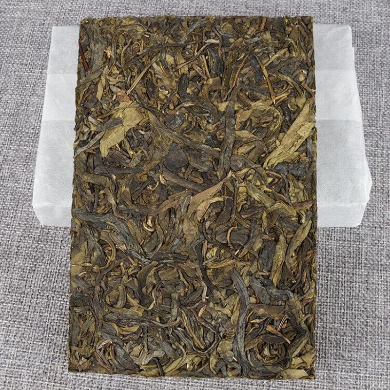 Yunnan Puerh Tea Islanda Gold Leaf Raw Tea 500g Puerh Raw Tea Brick