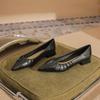Calzado para mujer – Zapatillas