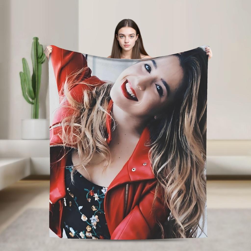L-Lolas I-Indigos Spanish Singer Blanket  Soft Warm Funny Plush Throw Blanket For Couch Chair Travel Flannel Bedspread Bed Cover