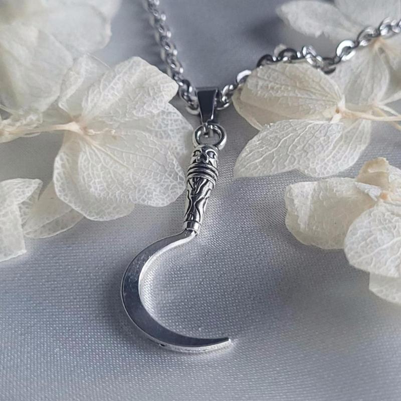 Gothic Neck Jewelry Pendant Necklace Scythe Necklace Adjustable Length Necklace Unisex Jewelry for Party Everyday Wear