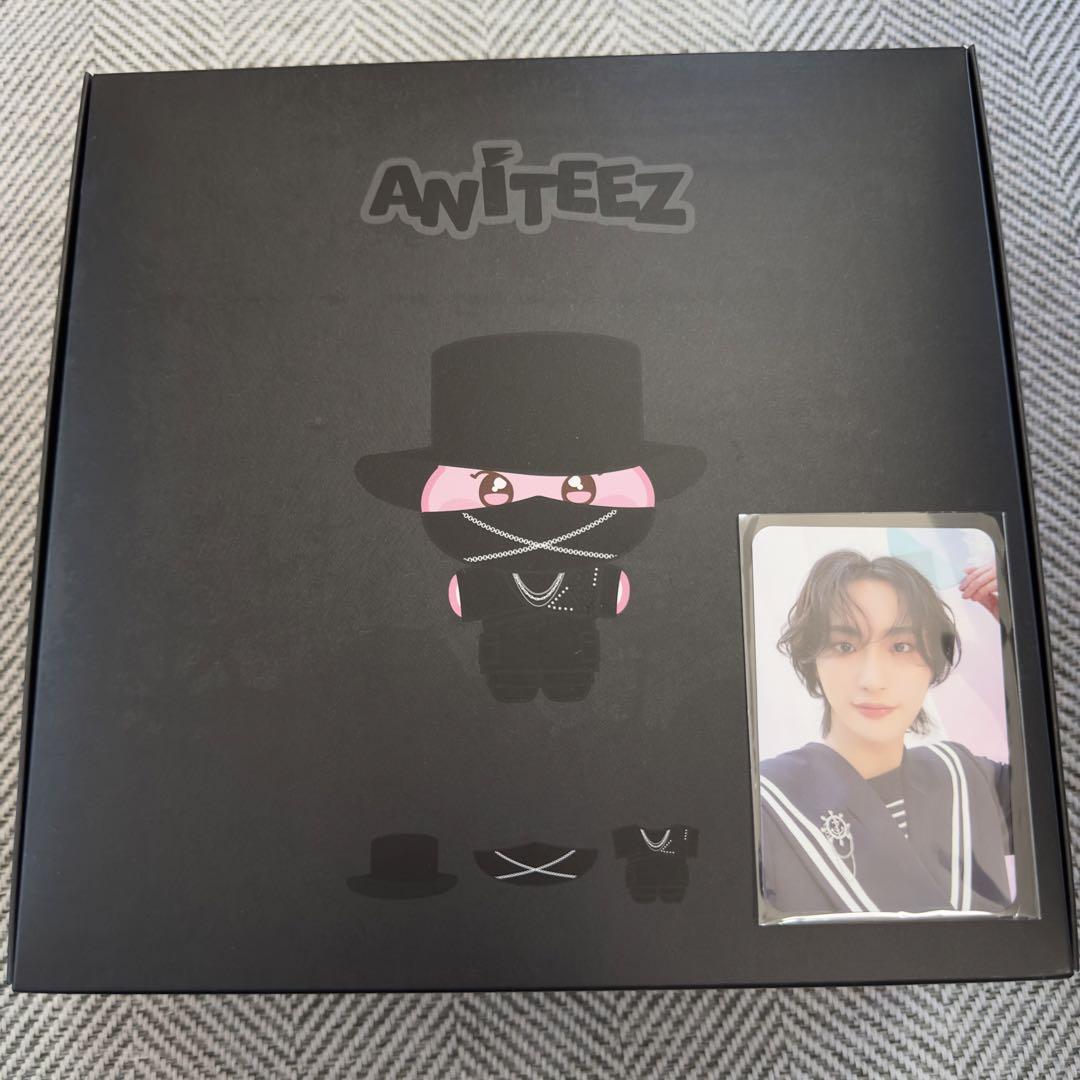 

[ИСПОЛЬЗОВАННЫЙ] НАРУЖНЫЙ КОСТЮМ ATEEZ ANITEEZ Сонхва Тонбёри