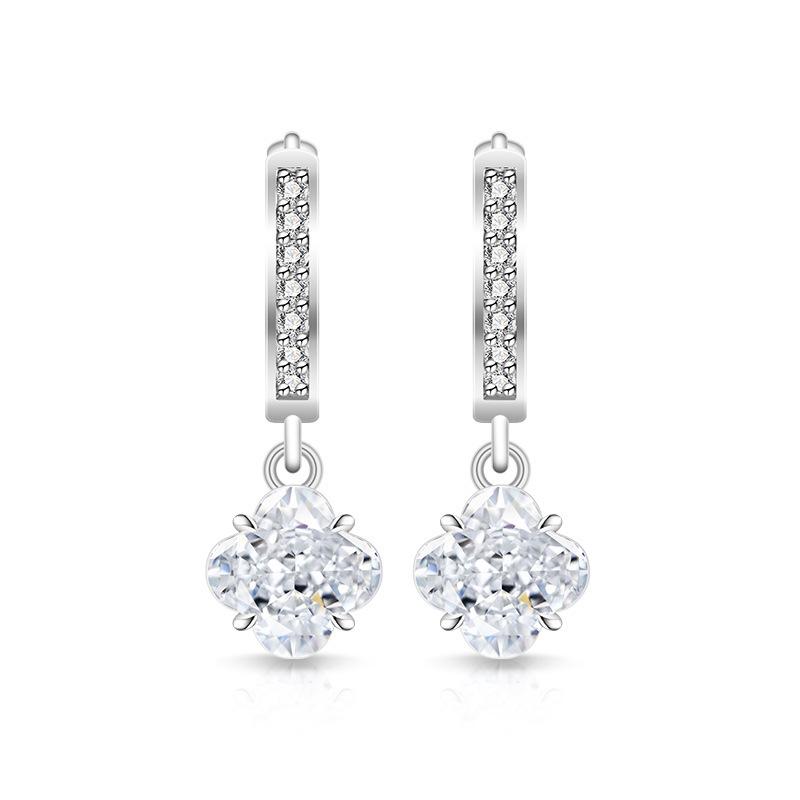 

2026 Colored Treasure Ice Flower Cut Four-leaf Clover Earrings Electroplated Real Gold Inlaid with High Carbon Diamonds Lucky Grass Ear Jewelry