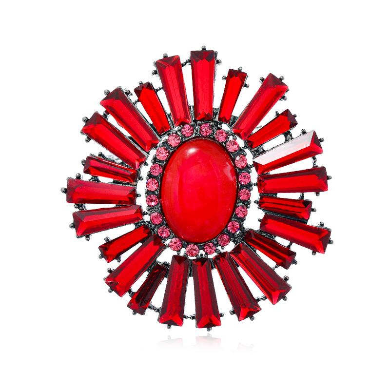 Vintage Women Men Palace Sun Flower Rhinestone Gorgeous Brooches Pins Middle Classic Unisex Baroque Round Badges Accessories
