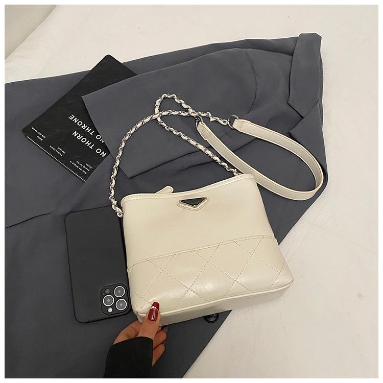 

Rhombus pattern bag women s 2025 new Korean high-end texture bucket bag fashionable versatile commuter bag trendy messenger bag