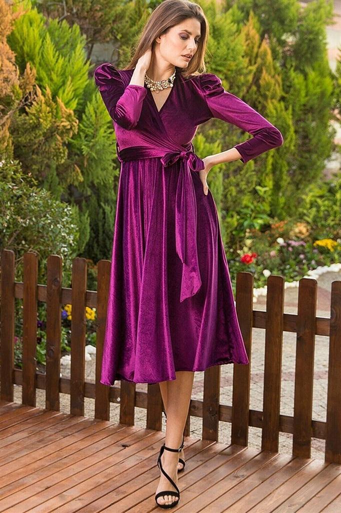 Großes Damenkleid in Smaragdgrün mit Wassermelonenärmeln, zweireihiges Samtkleid mit Gürtel