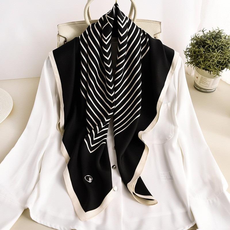 Korean Style Striped Square Scarf For Spring Autumn Warmth Sun Protection